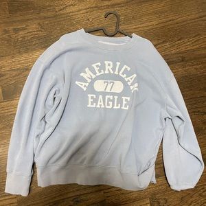American Eagle soft crewneck